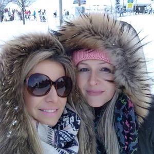 Meet your Posher, Mirela